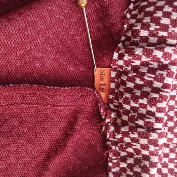 sz 18 Vintage 1980s Womens Skirt BURGUNDY CHECKER PRINT STRETCH KNIT MOD SKIRT - Picture 6 of 6